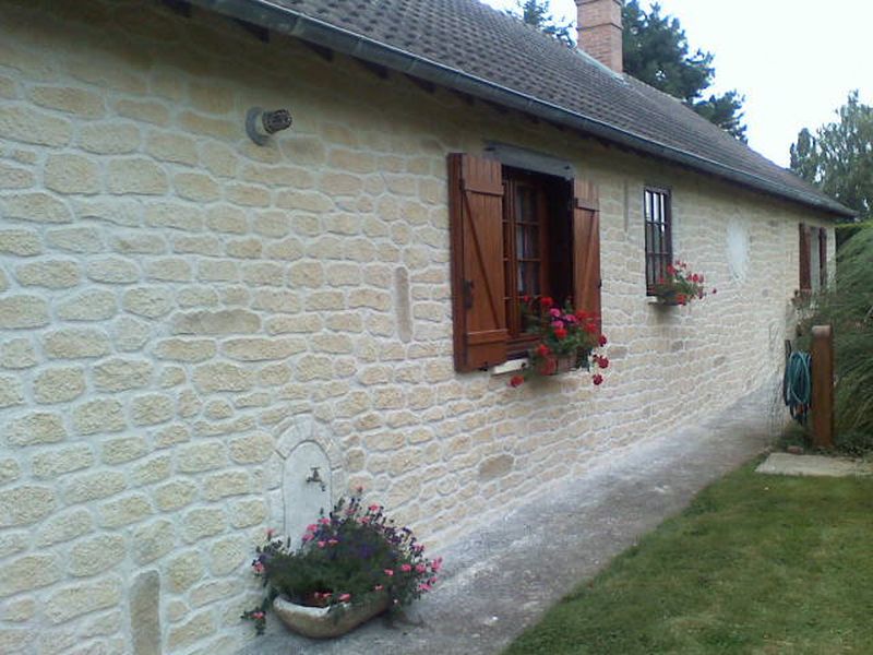 Joint à la chaux, façade en pierre à Aussonne